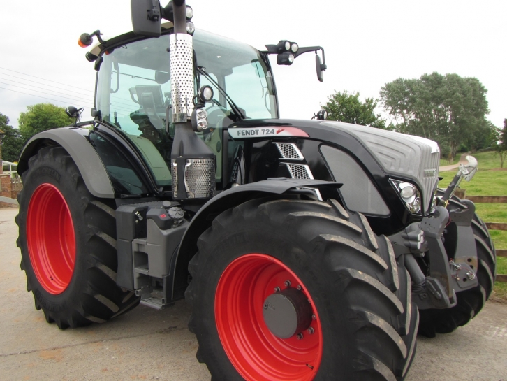 Fendt 724 Profi-Plus