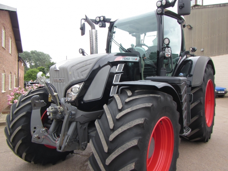 Fendt 724 Profi-Plus