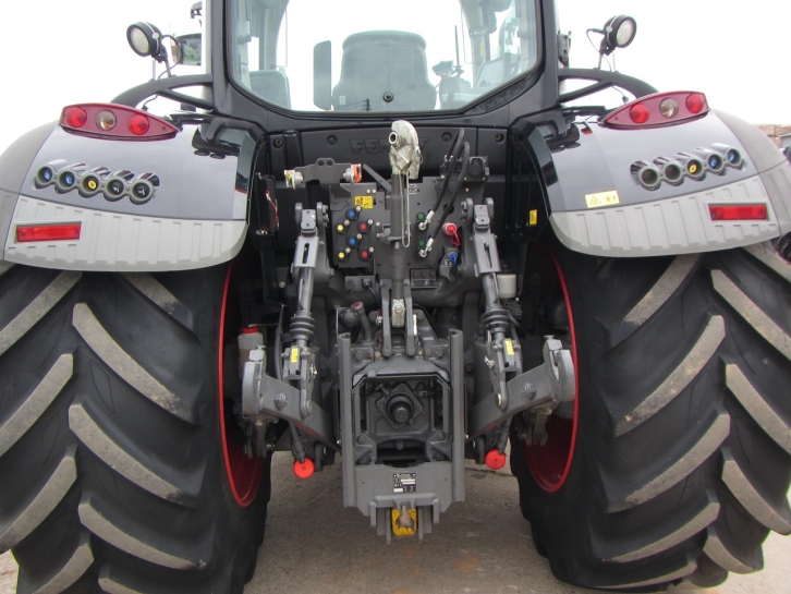 Fendt 724 Profi-Plus