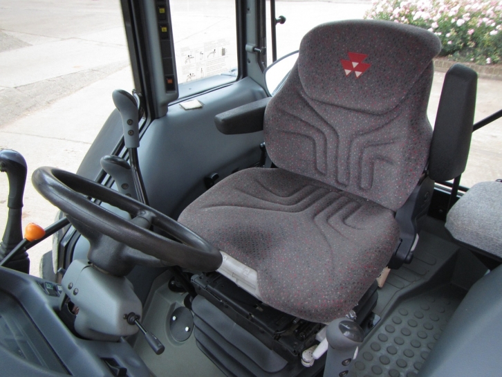 Massey Ferguson 4435