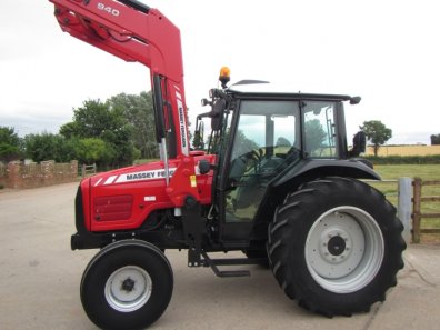 Massey Ferguson 4435