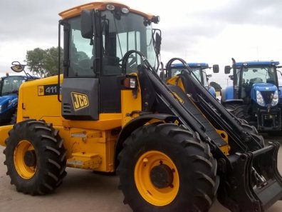 JCB 411HT
