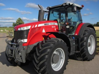 Massey Ferguson 8670