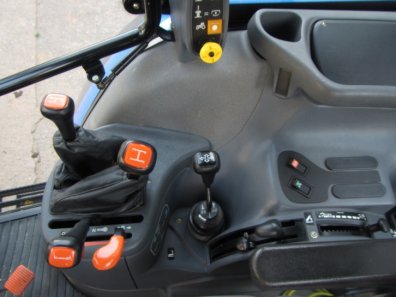 New Holland TS115 SL