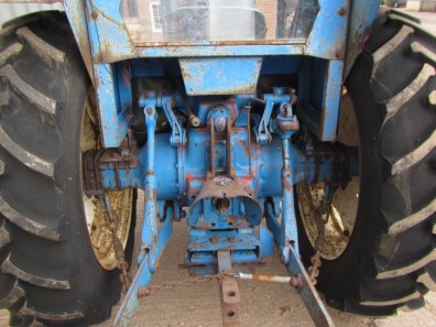 Ford 5000