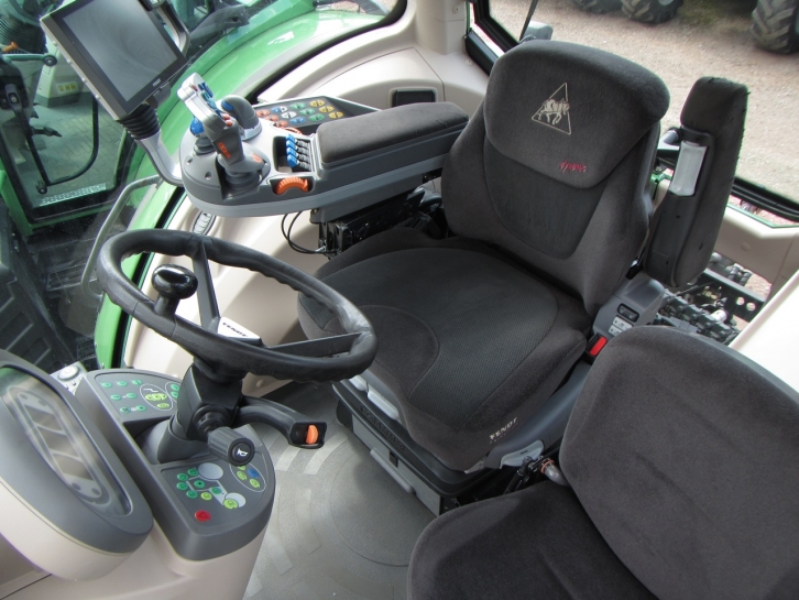 Fendt 828 Profi-Plus