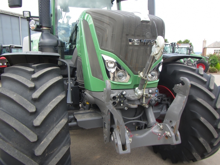 Fendt 828 Profi-Plus