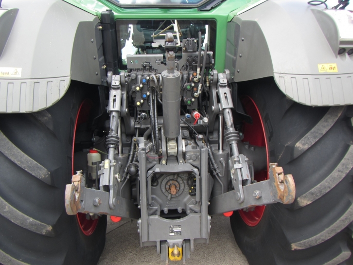 Fendt 828 Profi-Plus