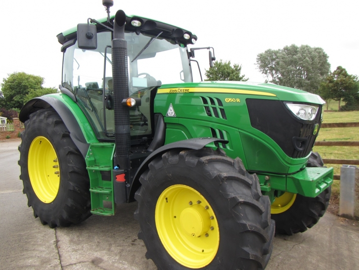 John Deere 6150R