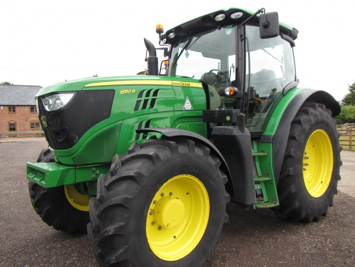 John Deere 6150R
