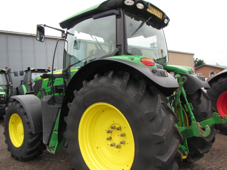John Deere 6150R
