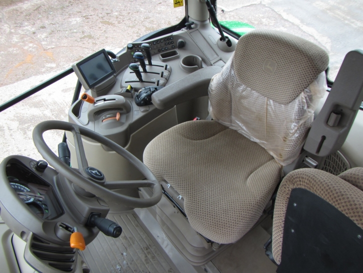 John Deere 6150R