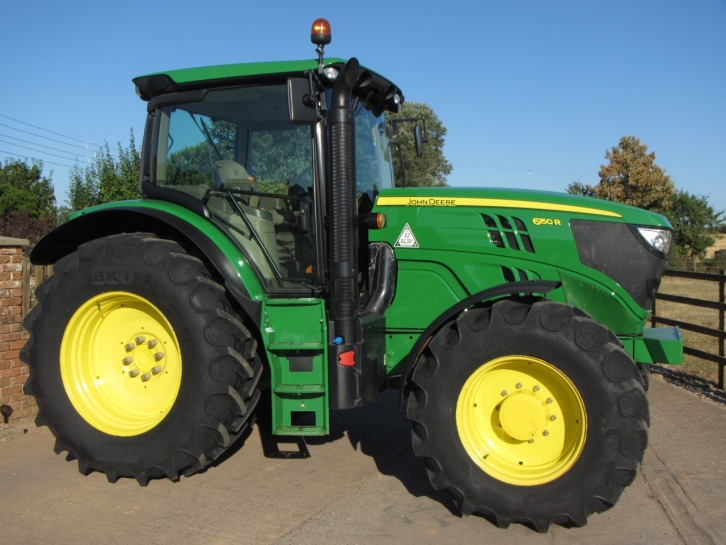John Deere 6150R