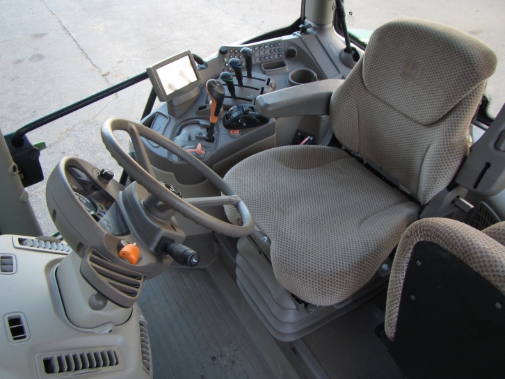 John Deere 6150R