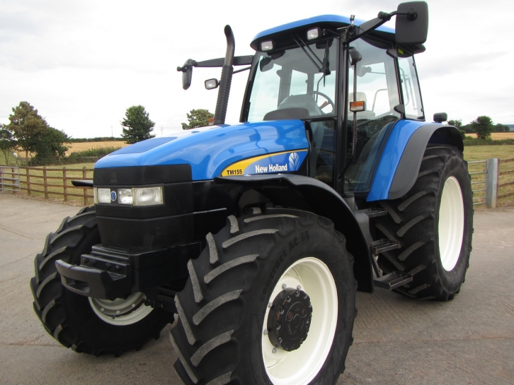 New Holland TM155