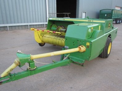 John Deere 342A conventional baler