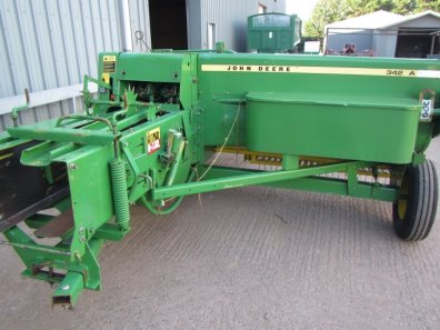 John Deere 342A conventional baler