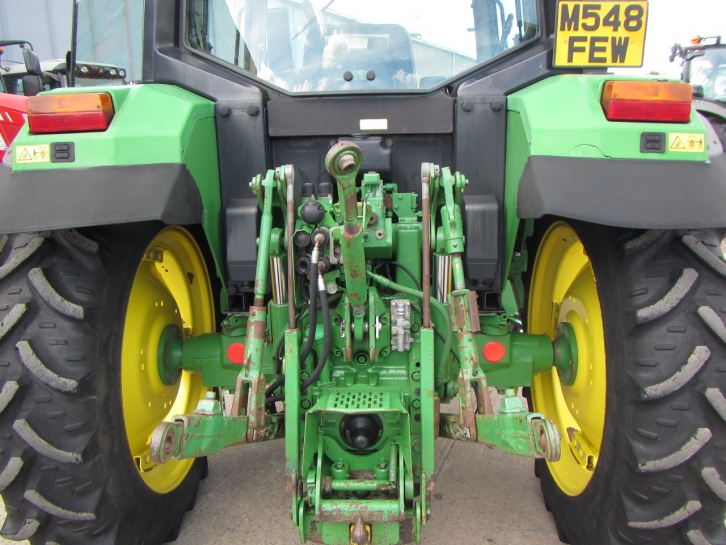 John Deere 6100