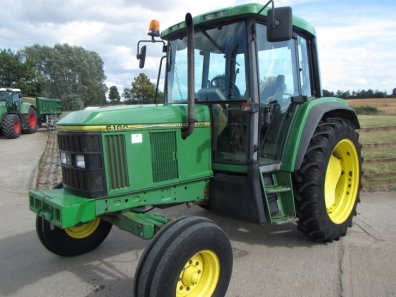John Deere 6100