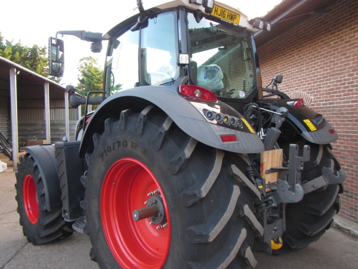 Fendt 724 Profi-Plus
