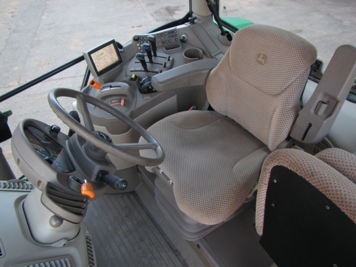 John Deere 6150R