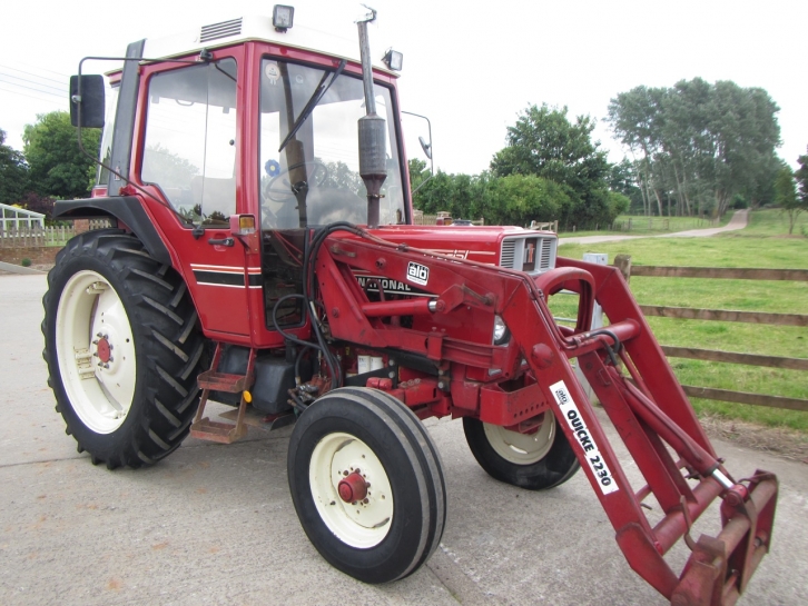International 585XL