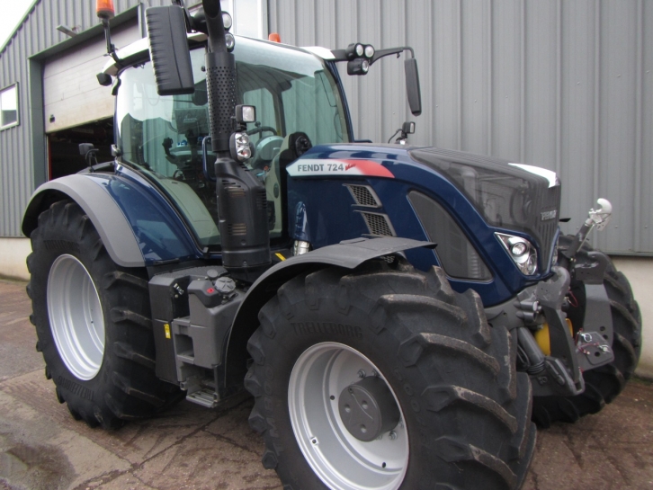 Fendt 724 Profi-Plus
