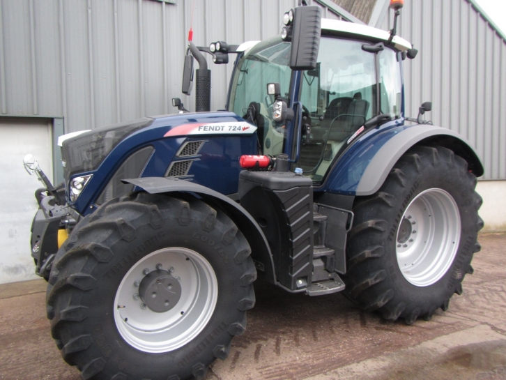 Fendt 724 Profi-Plus