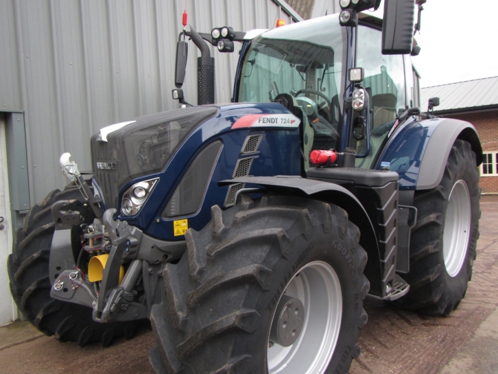Fendt 724 Profi-Plus