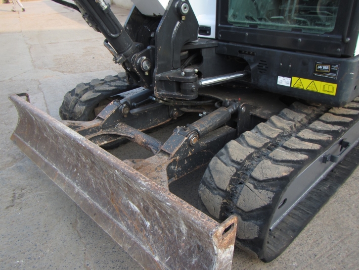 Doosan E80 Excavator