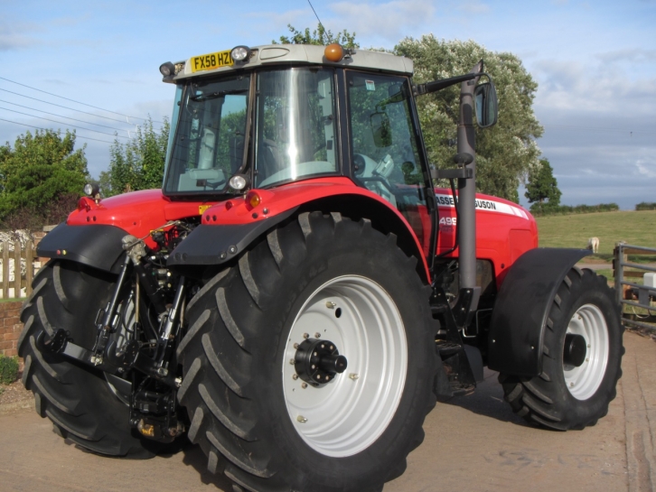 Massey Ferguson 6499
