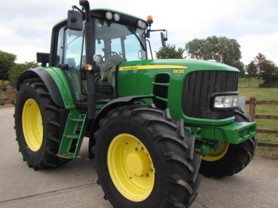 John Deere 6630