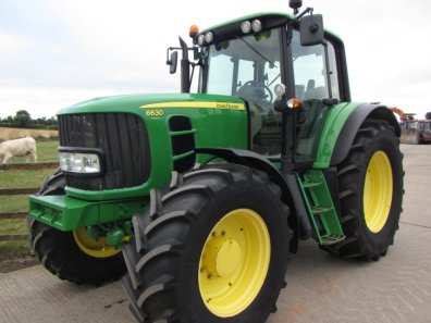 John Deere 6630