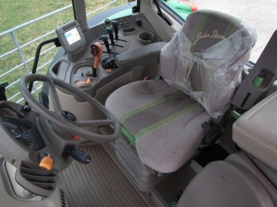 John Deere 6630