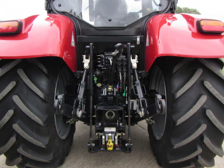 Case Maxxum 125