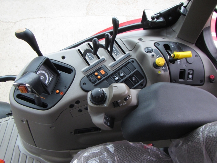 Case Maxxum 125