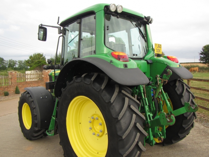 John Deere 6430