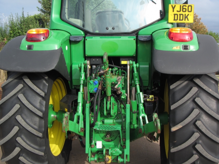 John Deere 6430