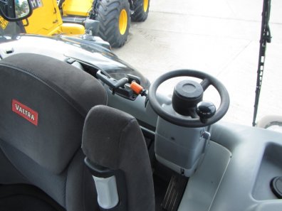 Valtra S233