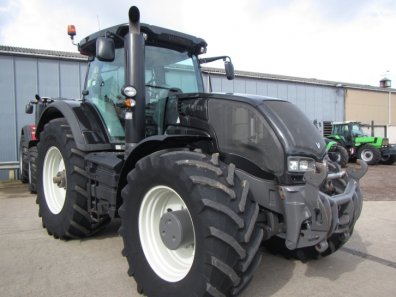 Valtra S233