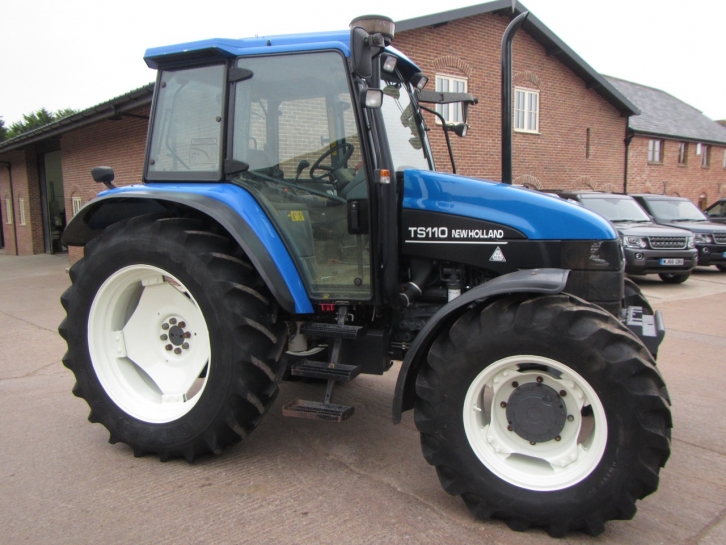 New Holland TS110