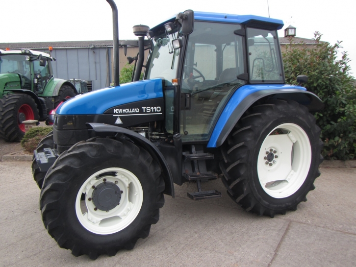 New Holland TS110