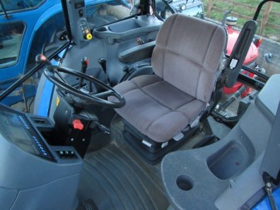 New Holland TS110