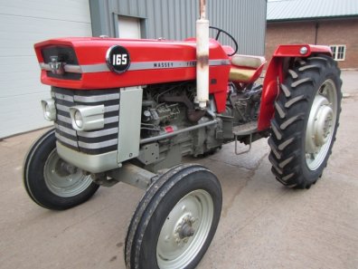 Massey Ferguson 165