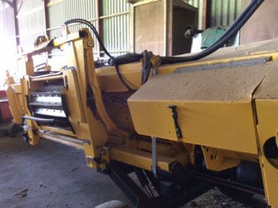 New Holland Discbine 5.2 Metre whole crop header