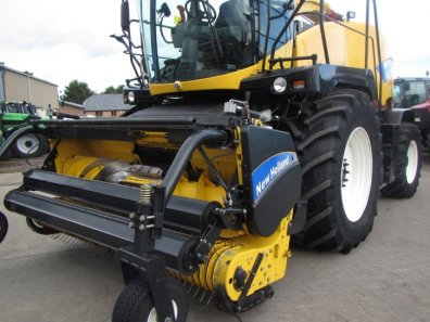 New Holland FR9060