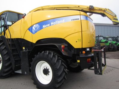 New Holland FR9060