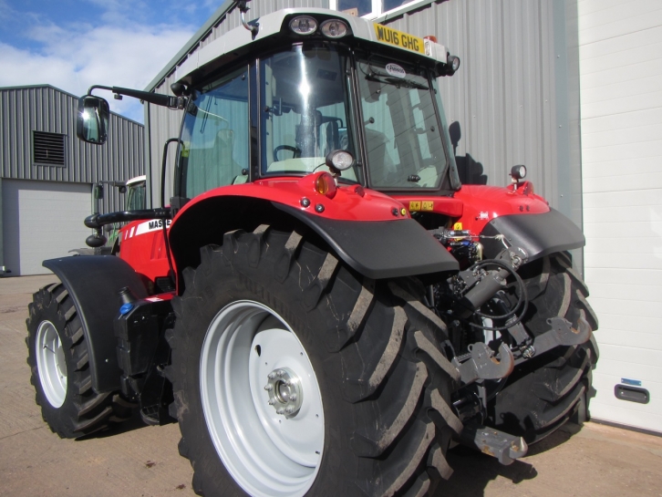 Massey Ferguson 7718 Efficient