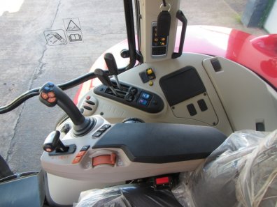Massey Ferguson 7718 Efficient