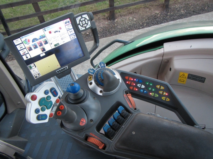 Fendt 822 Profi-Plus